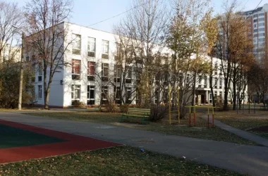 Школа №1286 на бульваре Яна Райниса Фото 2 на сайте Moetushino.ru