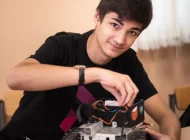 Клуб юных инженеров Тесла Фото 4 на сайте Moetushino.ru
